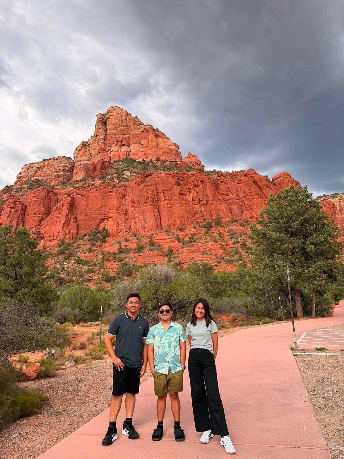 CrossBorder teachers at Sedona red rocks